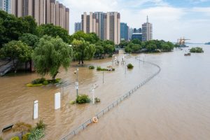 Flood fears in China's east as rain swells Yangtze River levels