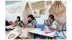 "Rising handloom, khadi sale creating new employment, women benefiting most": PM Modi