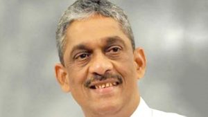 Sri Lanka's former Army chief Sarath Fonseka announces presidential candidacy