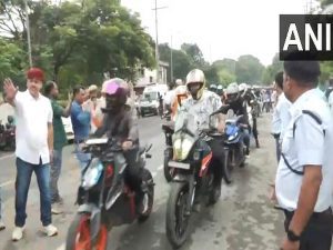 Assam: Police, transport department organise bike rally under 'Har Ghar Tiranga' campaign in Guwahati