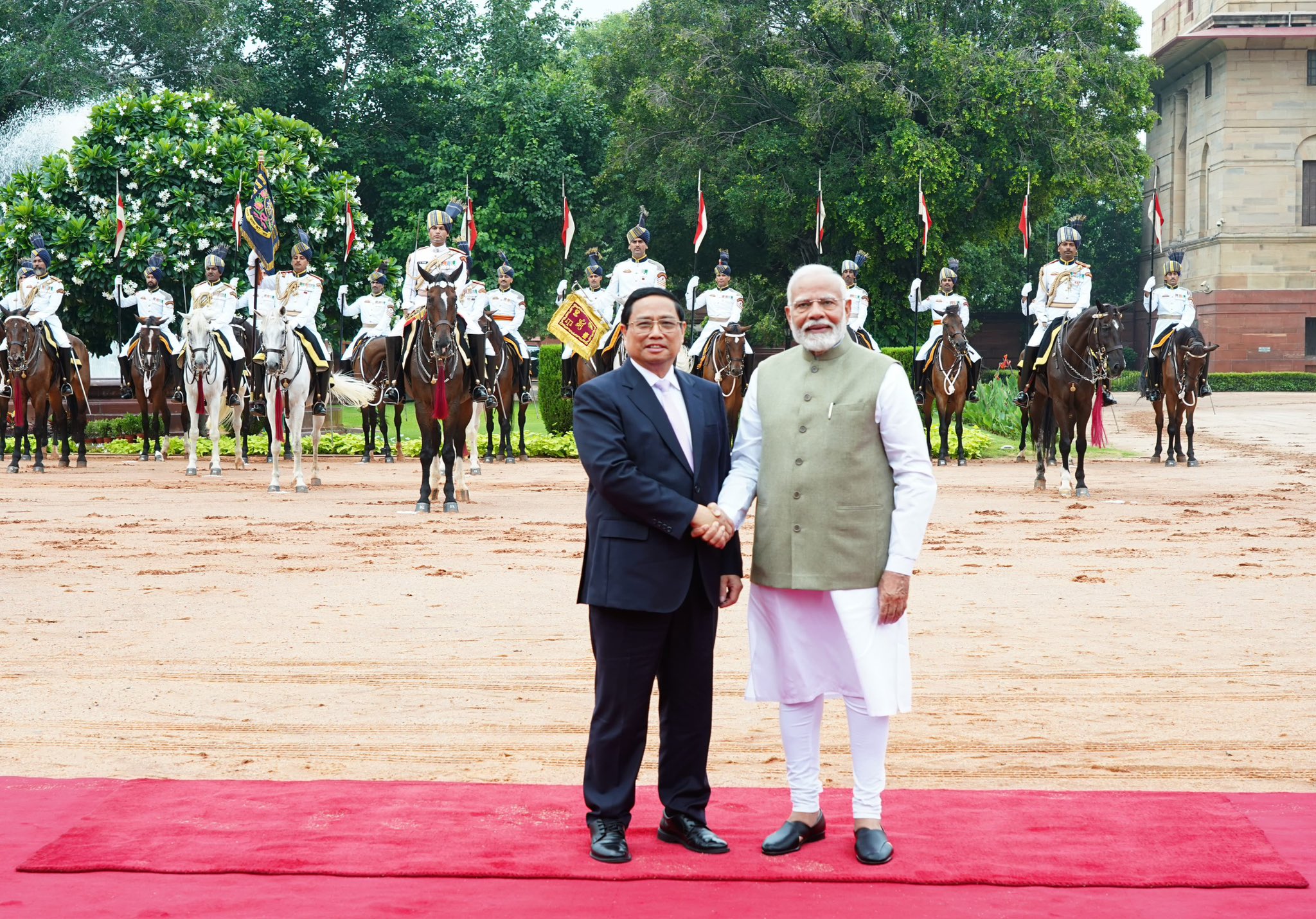 PM Modi holds talks with Vietnamese counterpart