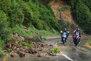 Landslide in Nepal kills 12, leaves 10 seriously injured