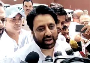 ED raids and arrests AAP MLA Amanatullah Khan