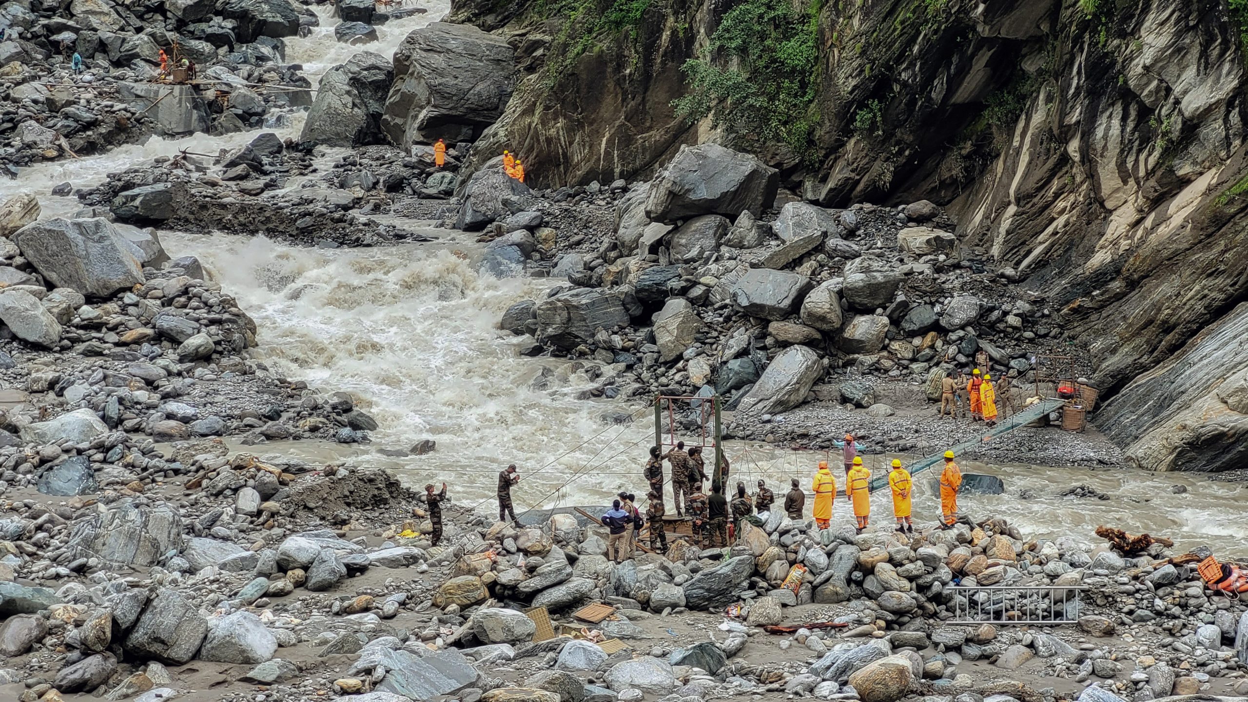 Sonprayag landslide claims five lives; three injured