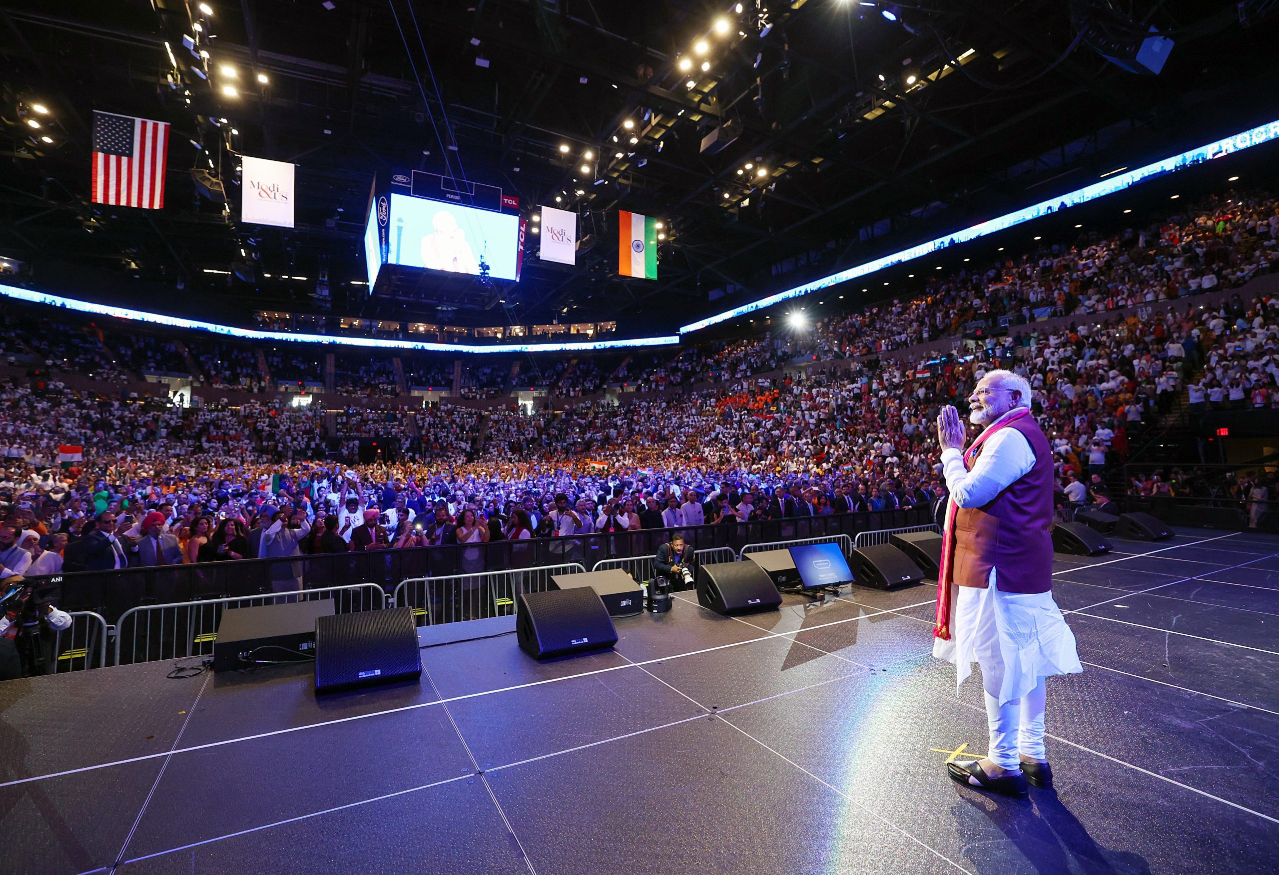 PM Modi arrives at Nassau Coliseum to address Indian diaspora in historic event