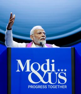 PM Modi calls Indian diaspora 'Rashtradoot' in New York address