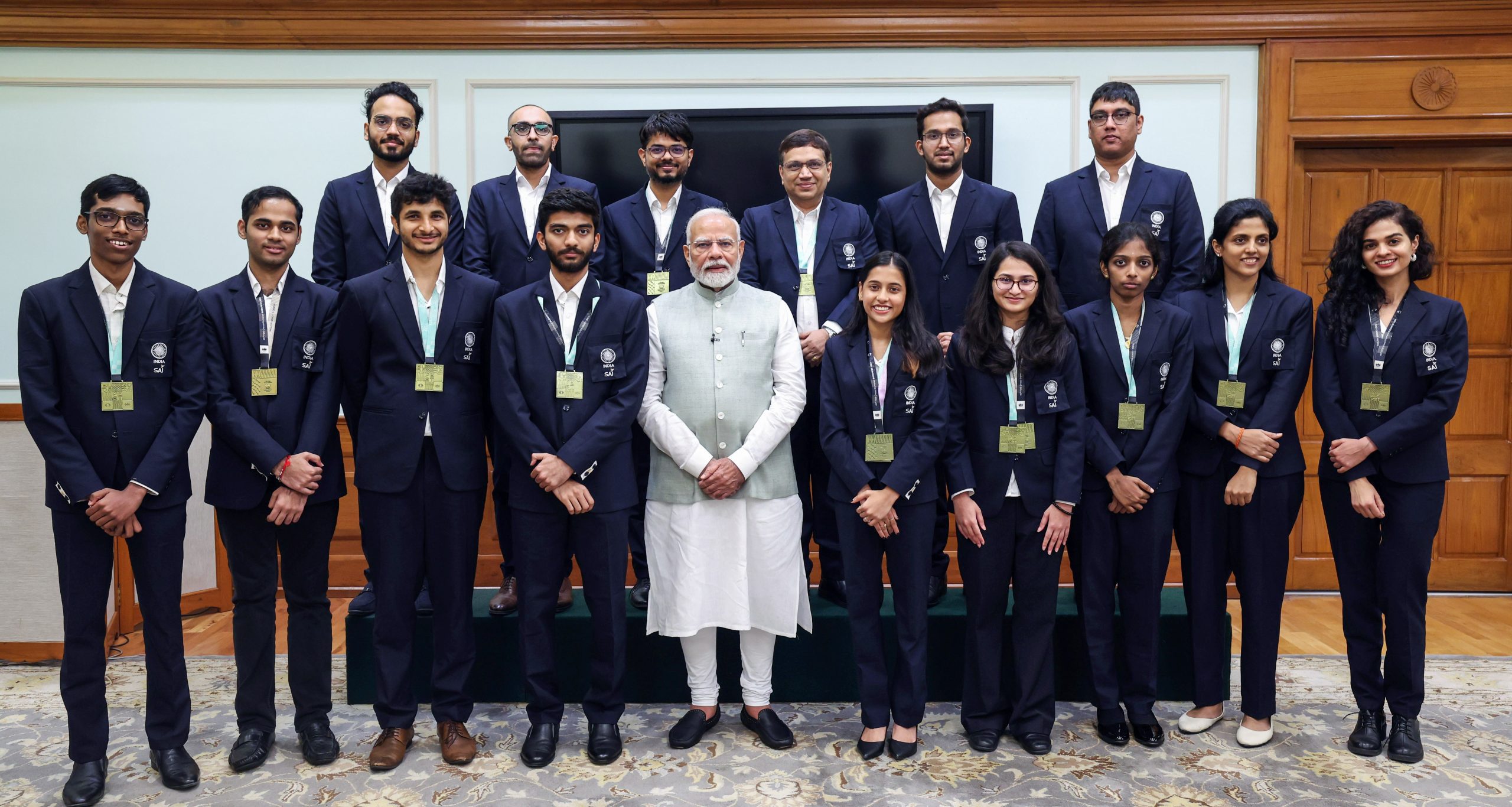 PM Modi meets Chess Olympiad Champions, congratulates teams