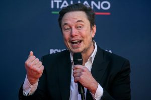 Elon Musk says he is not having affair with Italy's Meloni after mutual praise at gala