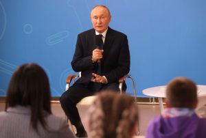 Russian President visits Mongolia, first visit to ICC member state since arrest warrant