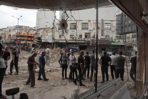 Israeli forces pull out of Jenin leaving a trail of destruction
