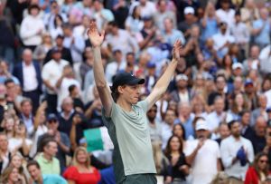 Jannik Sinner beats Taylor Fritz in straight sets to win US Open