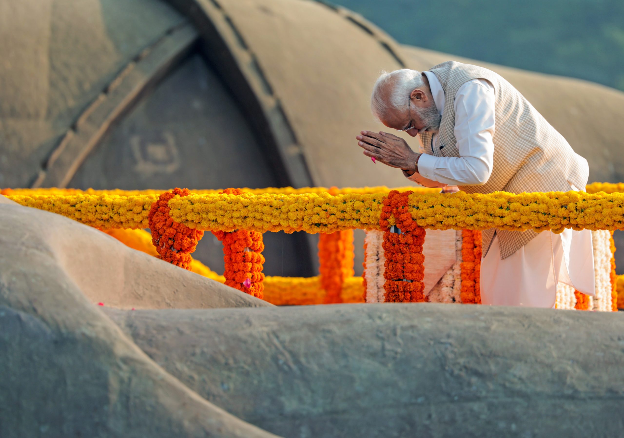 PM Modi pays tribute to Sardar Vallabhbhai Patel on National Unity Day at the Statue of Unity