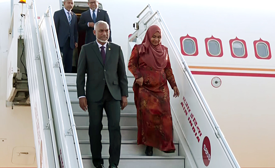 Maldives President Muizzu receives ceremonial welcome at Rashtrapati Bhavan in New Delhi