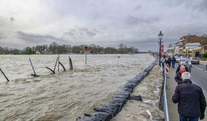 AI enhances flood warnings but cannot erase risk of disaster