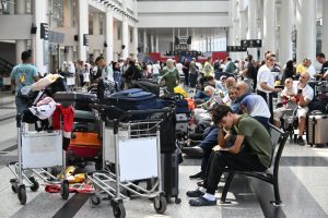 What are countries doing to get nationals out of Lebanon?