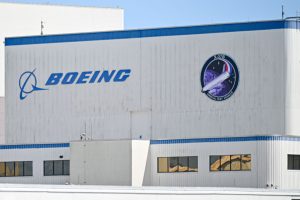 US warns foreign operators may be using Boeing 737s with suspect rudder control parts