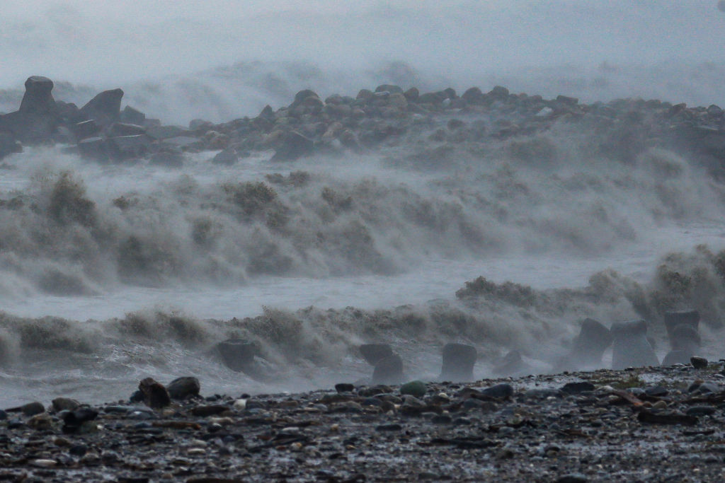 Taiwan shuts down as strong Typhoon Kong-rey strikes east coast