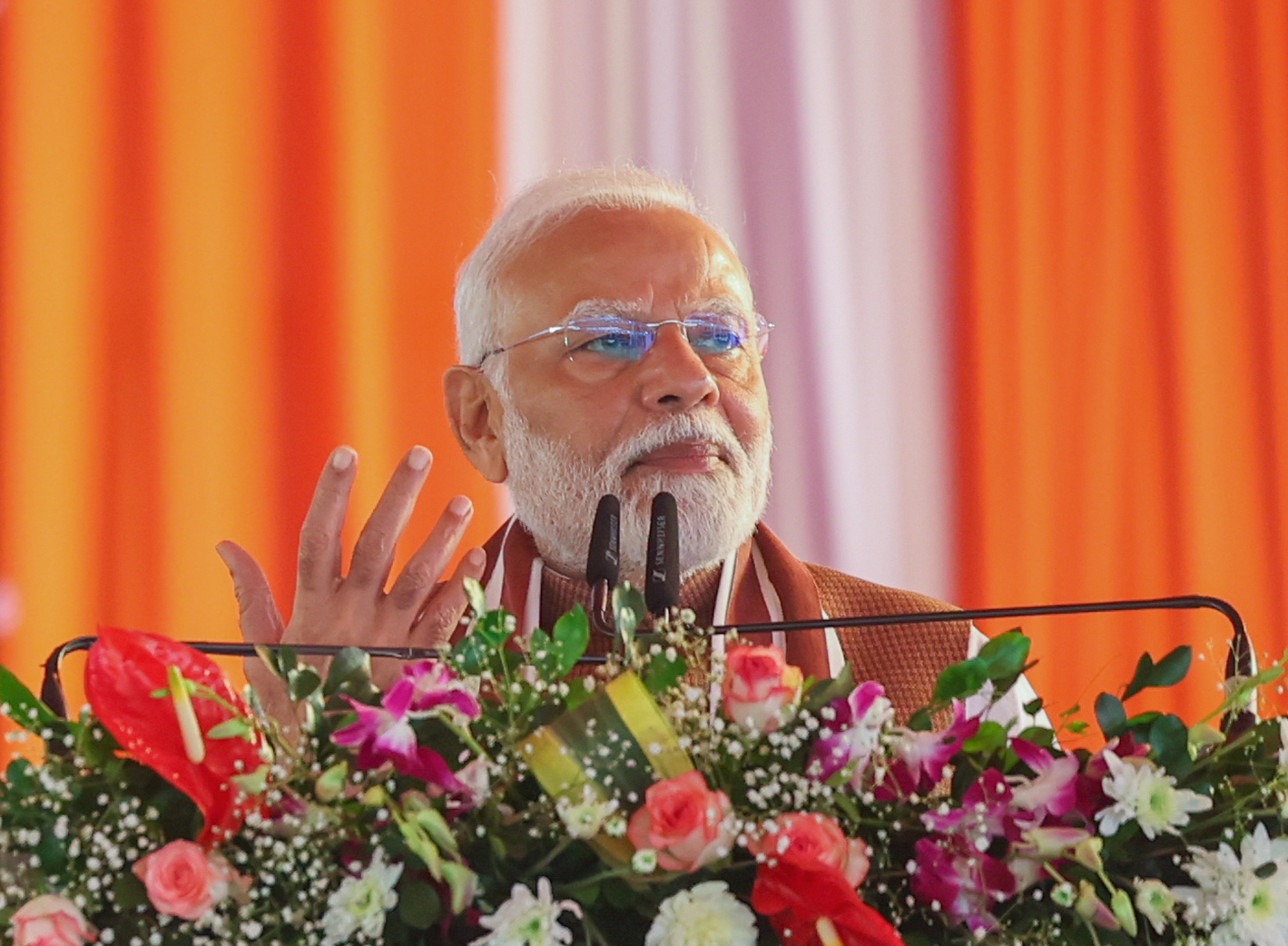 PM Modi accuses Congress of “dangerous intentions” on minority reservations at Deoghar rally