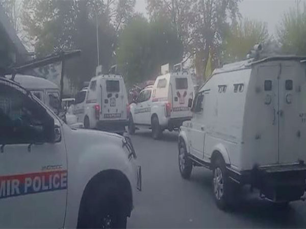 J-K: Terrorists hurl grenades at TRC, Sunday market in Srinagar