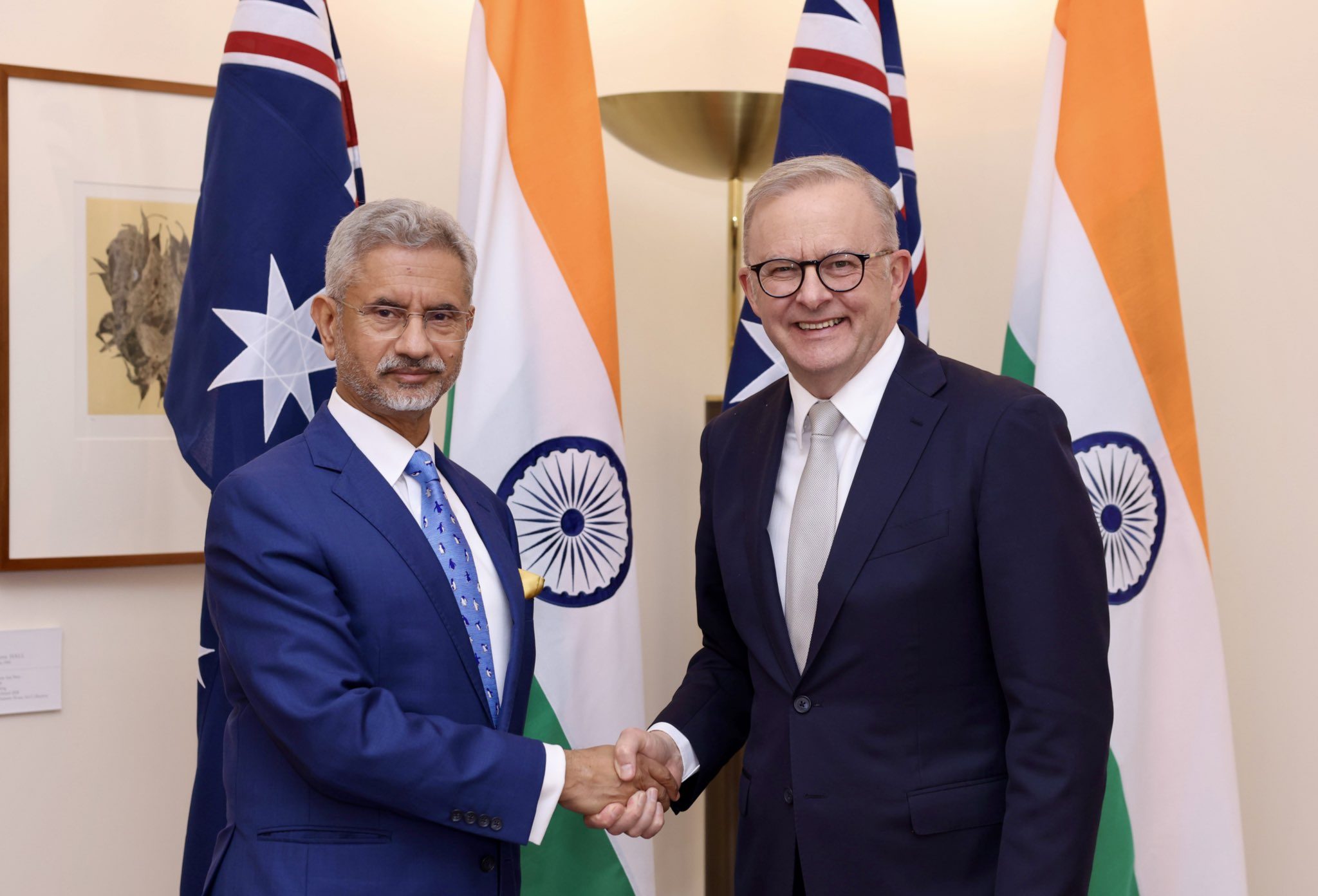 EAM Jaishankar meets Australian PM Albanese, praises strengthening India-Australia partnership