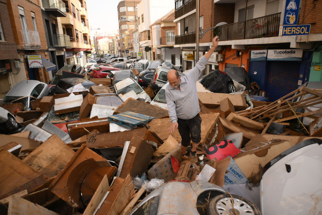 At least 89 people missing from floods in eastern Spain, court authorities say