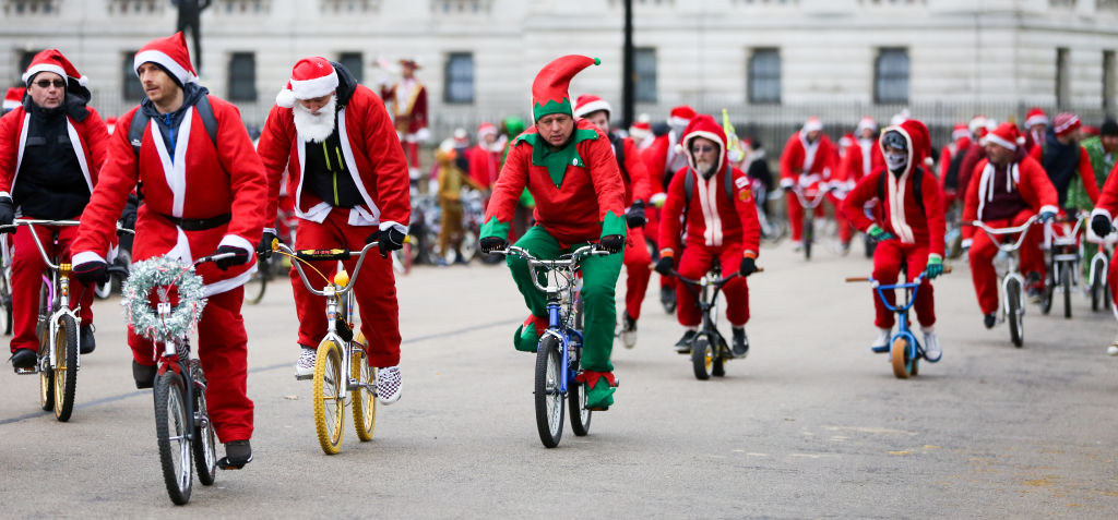 Over 1,000 cycling Santas descend on central London