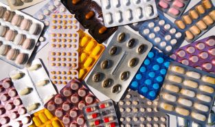 CDSCO Reviewing Retail Pharmacy Concerns; Majority of State Bodies Distance Themselves from Proposed Bandh