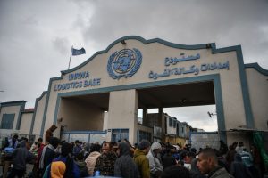 UN refugee agency halts Gaza aid deliveries amid rampant looting