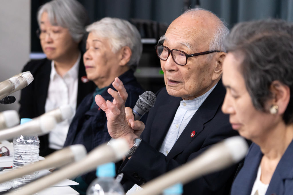 Nuclear weapons must never be used, Nagasaki survivor tells Putin before Nobel ceremony