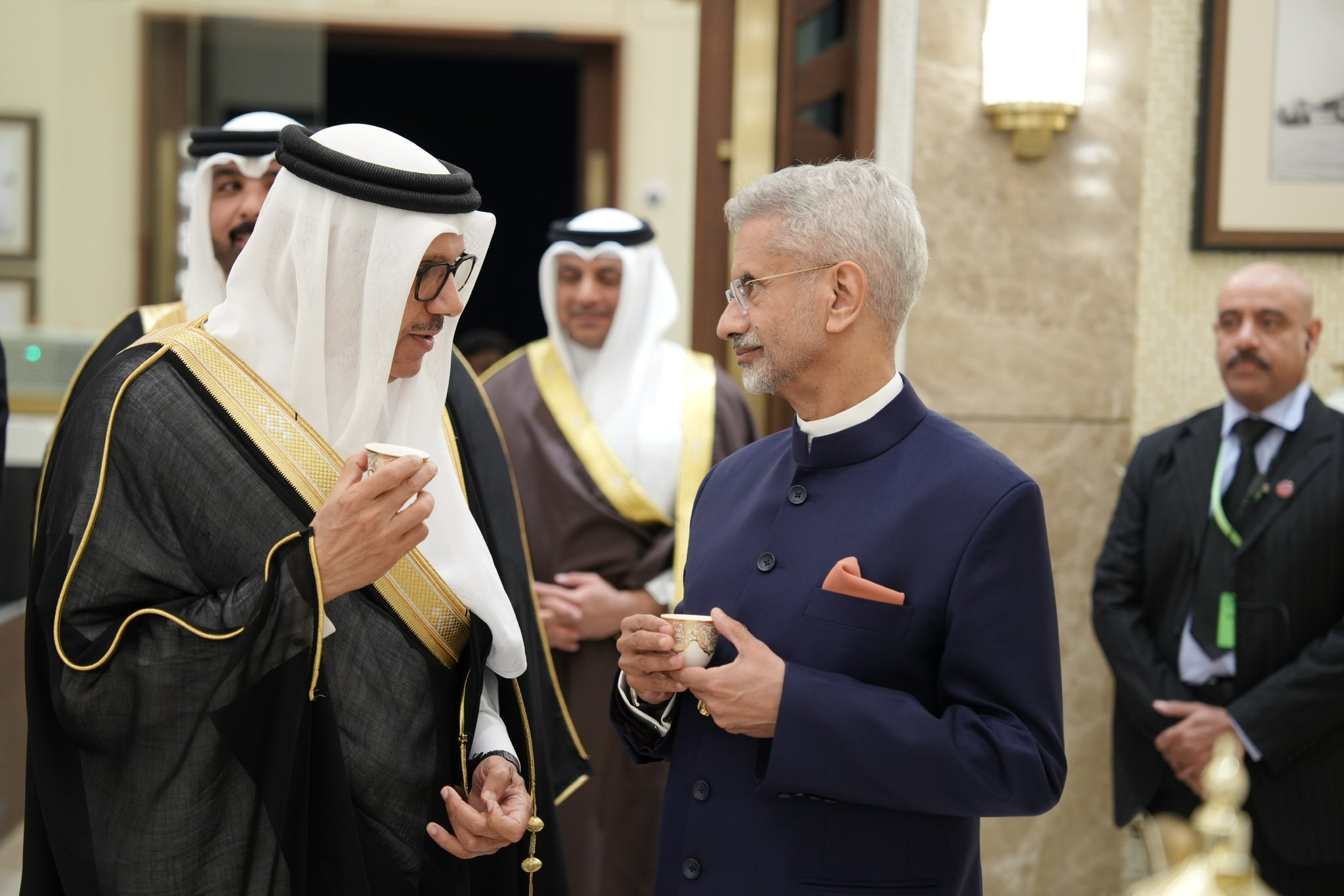 EAM Jaishankar arrives in Manama after Doha engagements