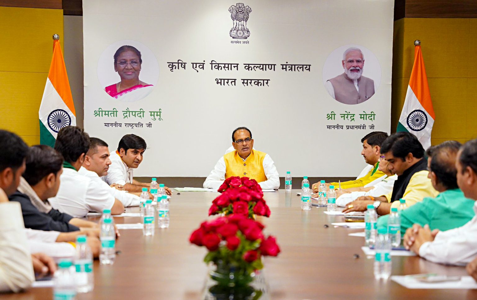 Union Agriculture Minister Shivraj Singh Chouhan reviews key agricultural issues