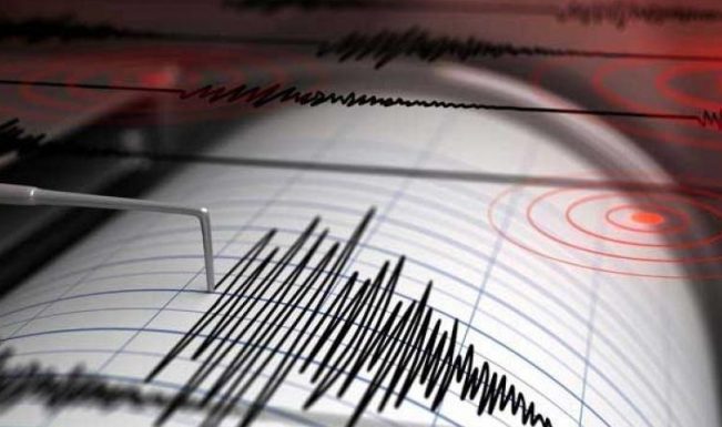 Major 7.5-magnitude quake hits off Japan, triggers tsunami warnings