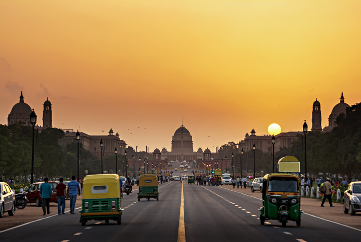 Delhi’s air quality deteriorates to poor category amid rising temperatures