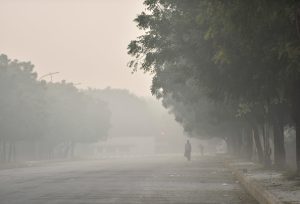 Delhi’s air quality plunges into 'very poor' category amid ongoing cold wave