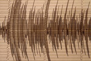 Magnitude 5.5 earthquake strikes Tibet