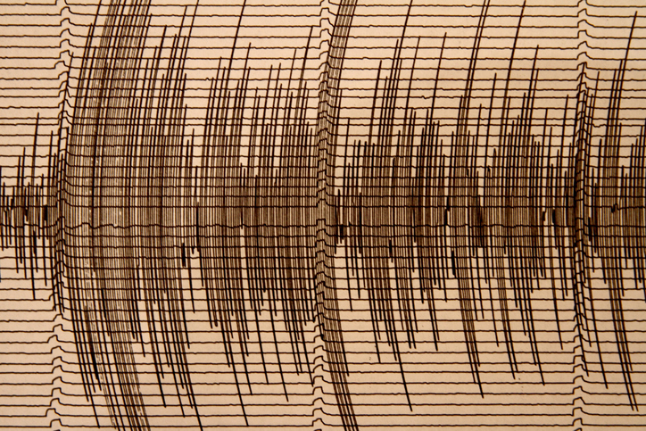 Magnitude 5.5 earthquake strikes Tibet
