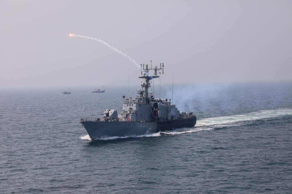 Defence Ministry signs contract with Bharat Dynamics for Navy’s medium-range surface-to-air missiles