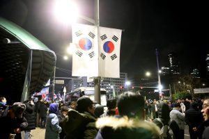 Protesters storm South Korea court after it extends Yoon's detention