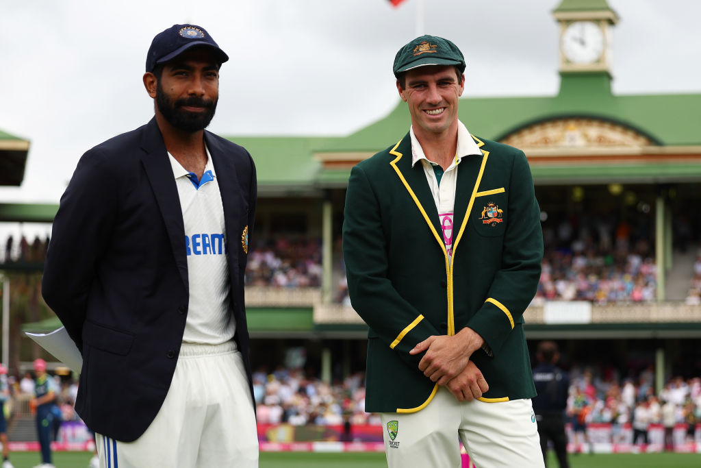 India struggle after early losses in fifth test against Australia at SCG