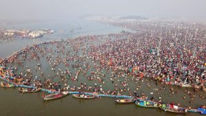 Maha Kumbh: Sea of devotees arrive at Triveni Sangam for final 'snan' on Maha Shivaratri  