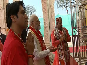 PM Modi lays foundation stone of cancer hospital in MP's Bageshwar Dham