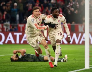 Bayern's Davies nets late equaliser against Celtic to book last-16 spot