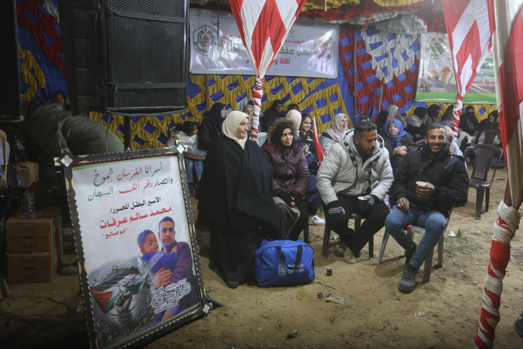 Hamas hands over bodies of four hostages, Israel frees Palestinian prisoners