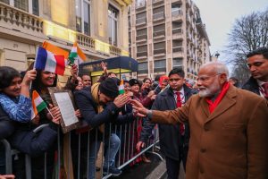 PM's visit to France: 'Modi Ki Guarantee' slogans echo as diaspora welcomes him