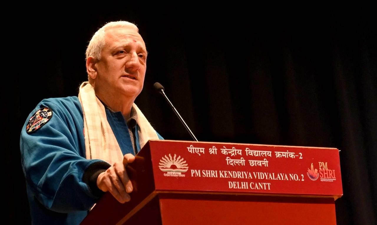 NASA veteran Mike Massimino engages with PM SHRI Kendriya Vidyalaya students in Delhi