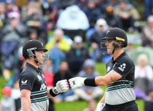 New Zealand thrash Pakistan by five wickets to take 2-0 series lead in T20I series