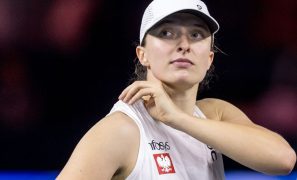 Swiatek seeks clay redemption as she targets fifth Roland Garros crown