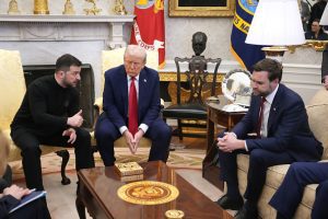 Trump says Ukraine willing to negotiate, Russia 'ready for peace'