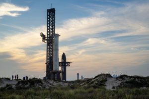 SpaceX postpones Starship test flight over unspecified ship issue