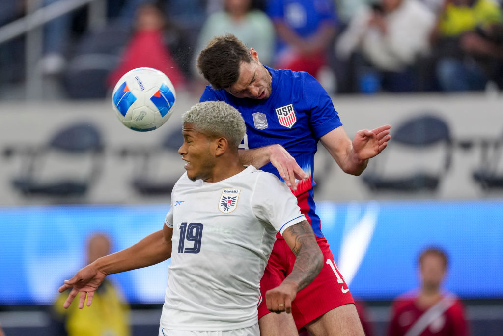 Panama stun US with stoppage-time winner, Mexico beat Canada to reach Nations League final